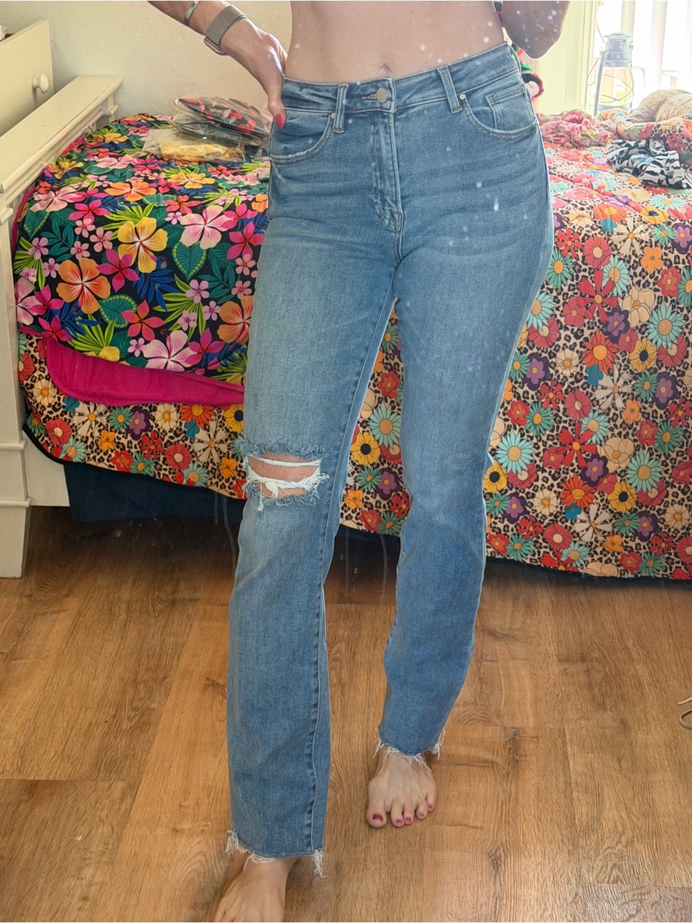 Medium Rise Risen Distressed Straight-Leg Women's Jeans - Light Blue